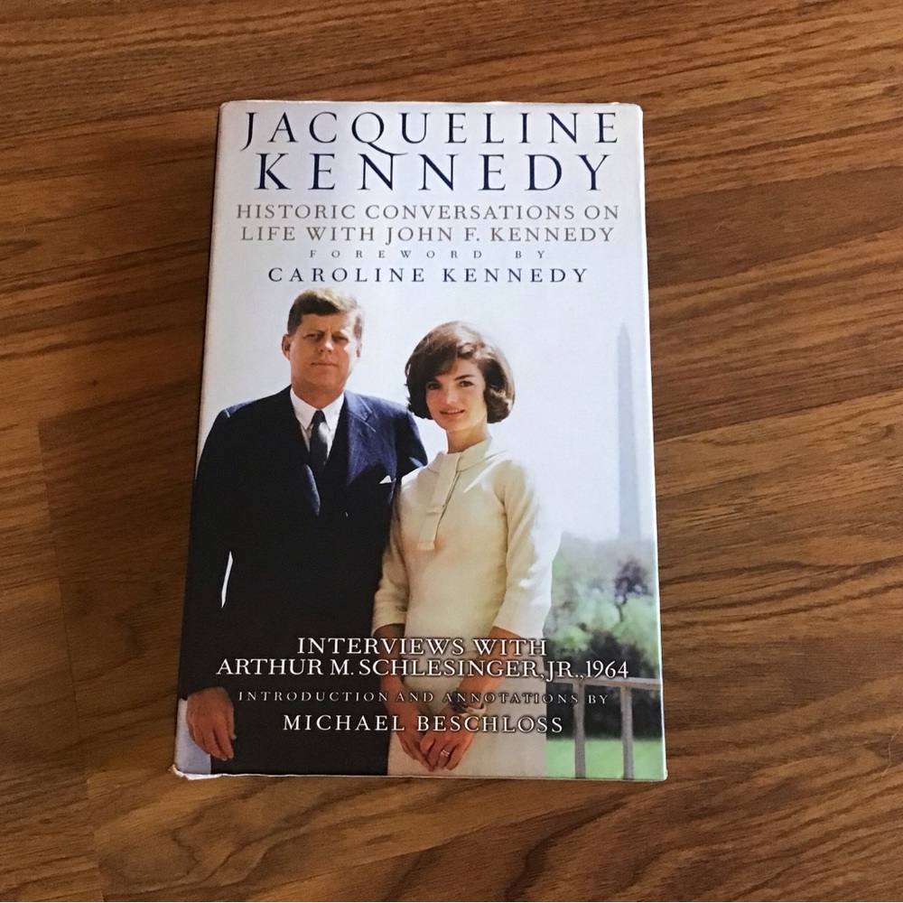 Interviews with Jacqueline Kennedy on life with John F. Kennedy book and audio